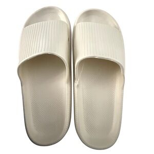 Slides Comfort Women's Slide Sandals in Ivory